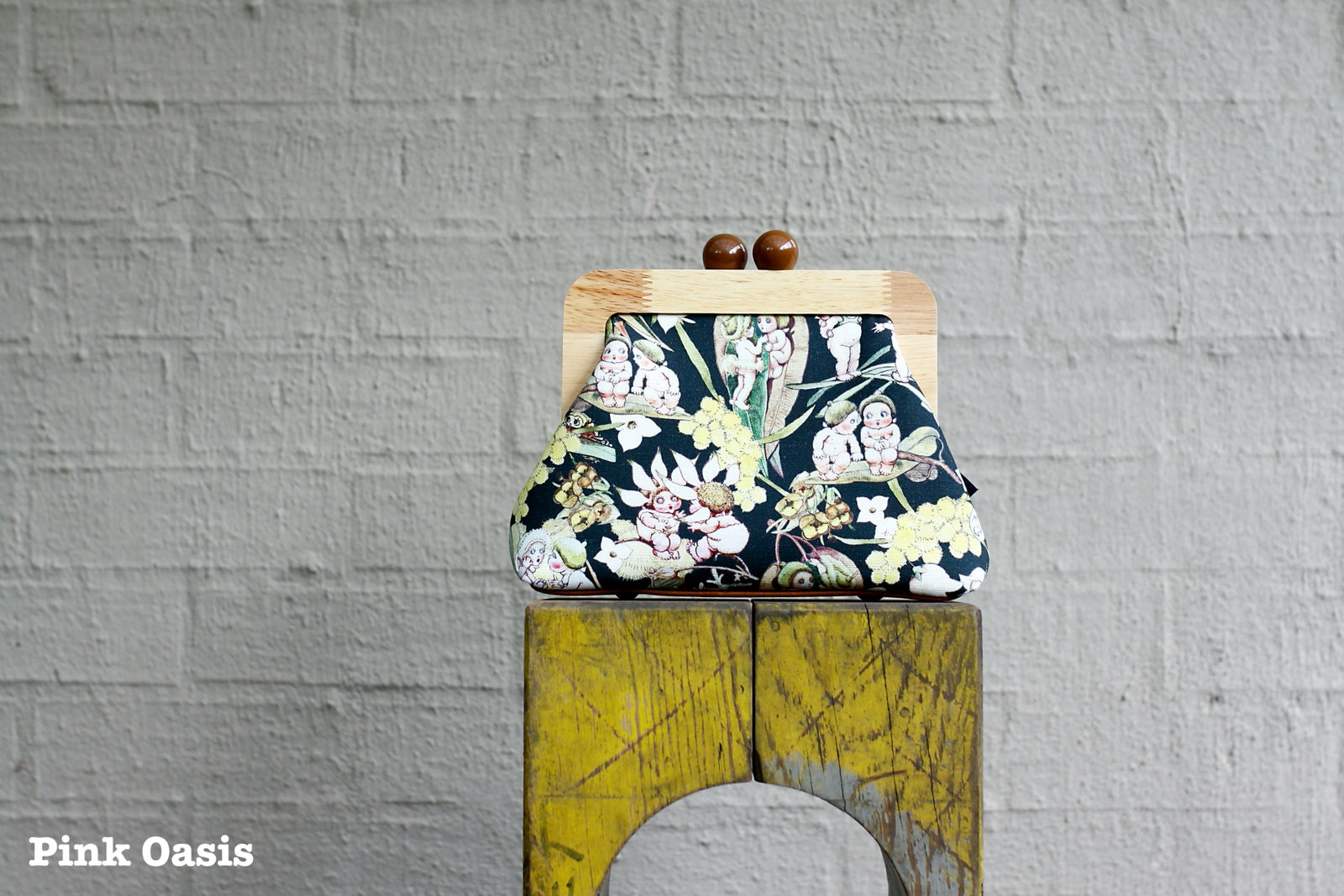 May Gibbs’ Gumnut babies, Snugglepot and Cuddlepie Clutch Bag | PINKOASIS