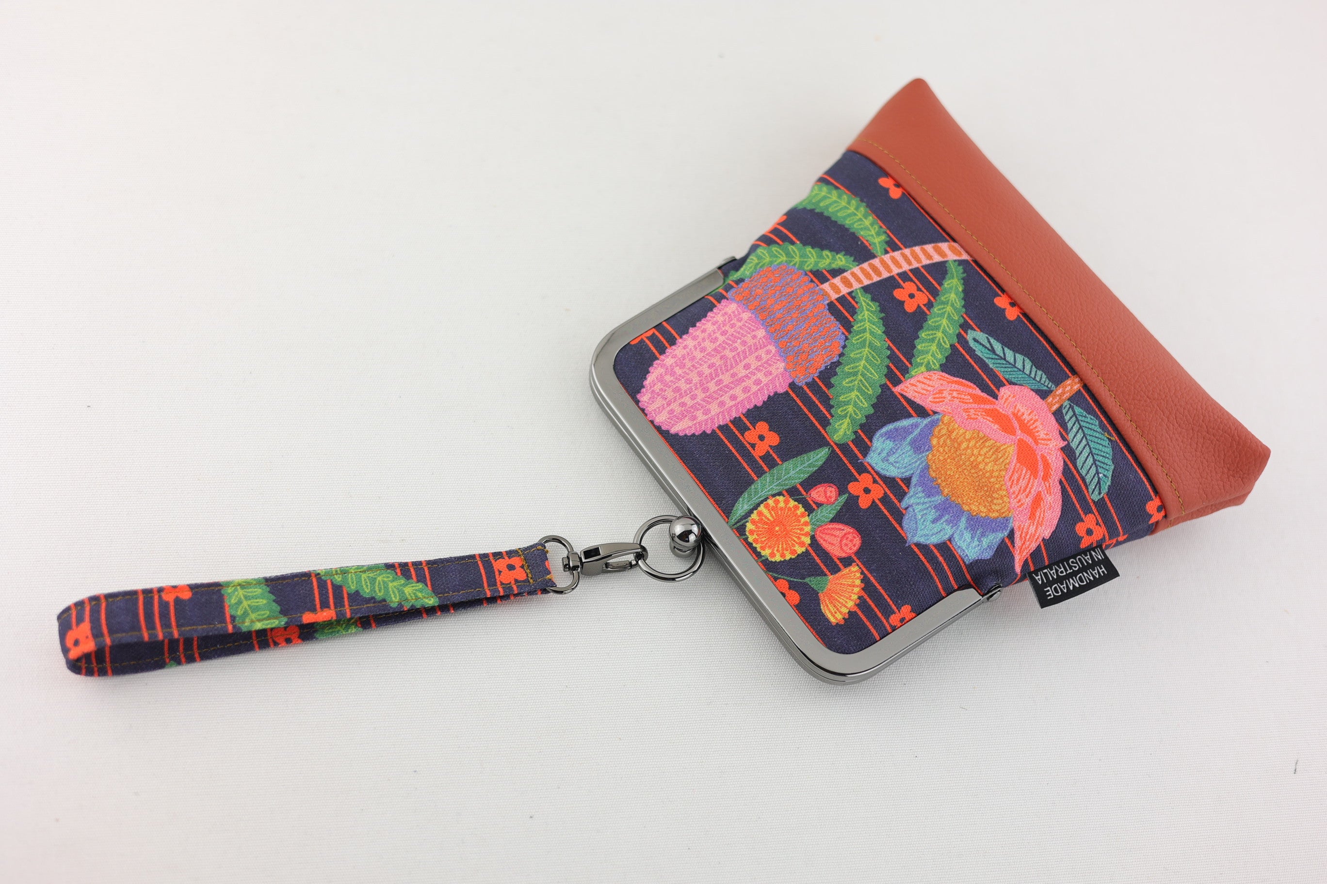 Australian Native Flowers (Orange Bottom) Wristlet | PINK OASIS