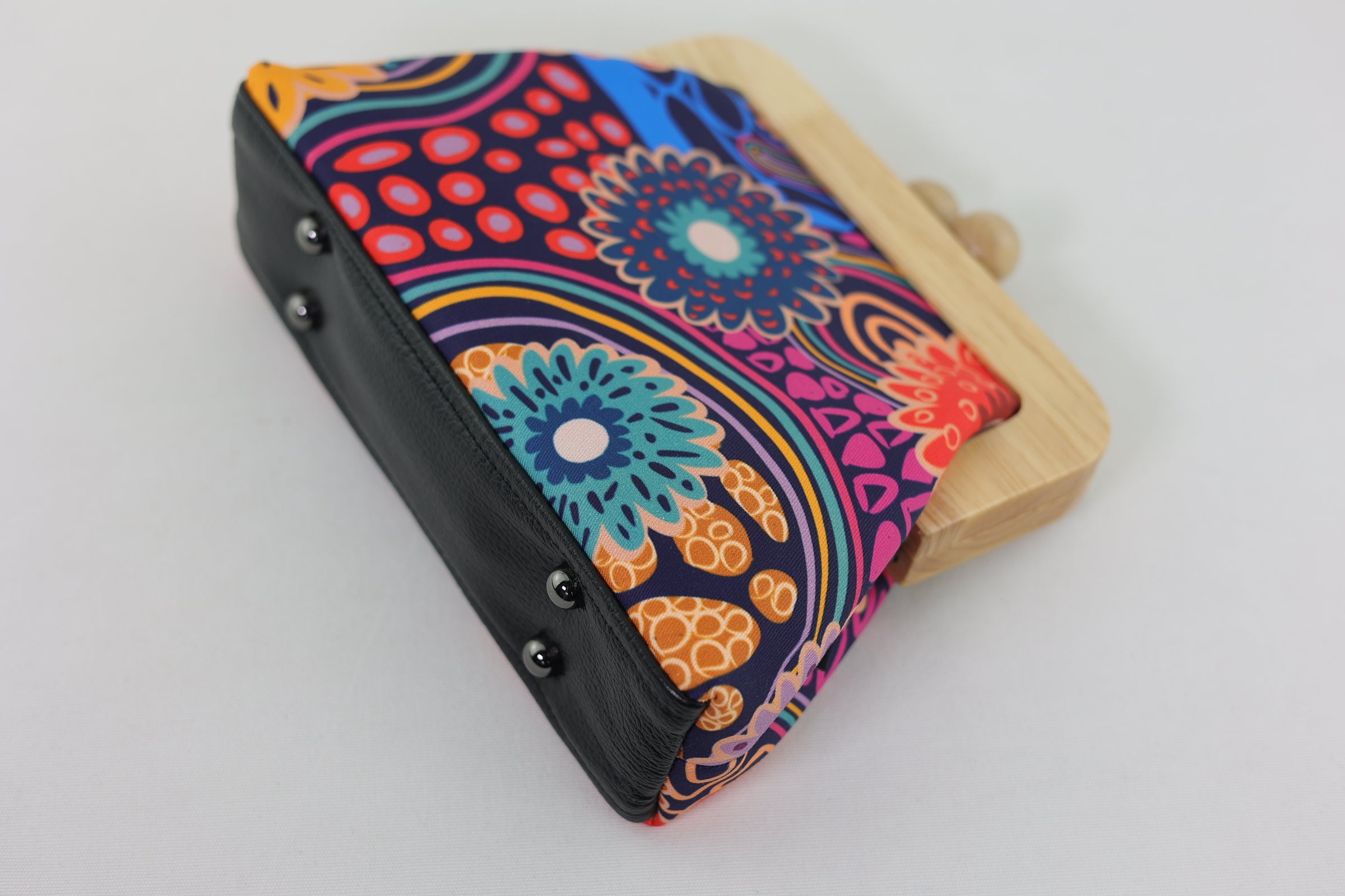 Gerberas Floral Clutch | PINK OASIS