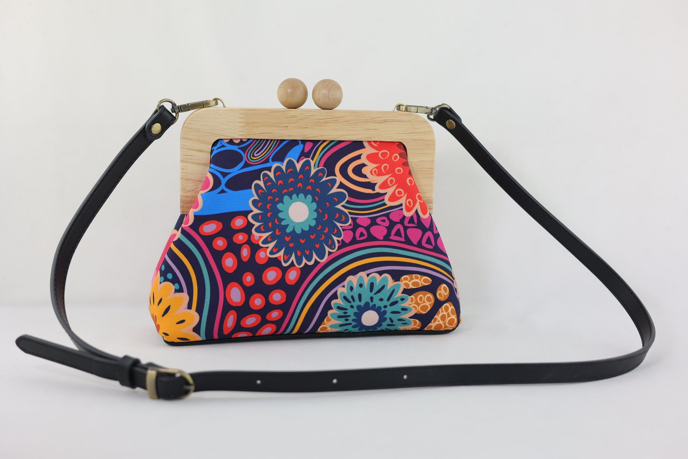 Gerberas Floral Clutch | PINK OASIS