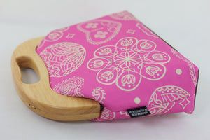 Mandala Fuchsia Large Wood Frame Bag | PINK OASIS