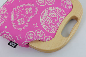 Mandala Fuchsia Large Wood Frame Bag | PINK OASIS