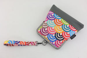 Rainbows Wristlet | PINK OASIS