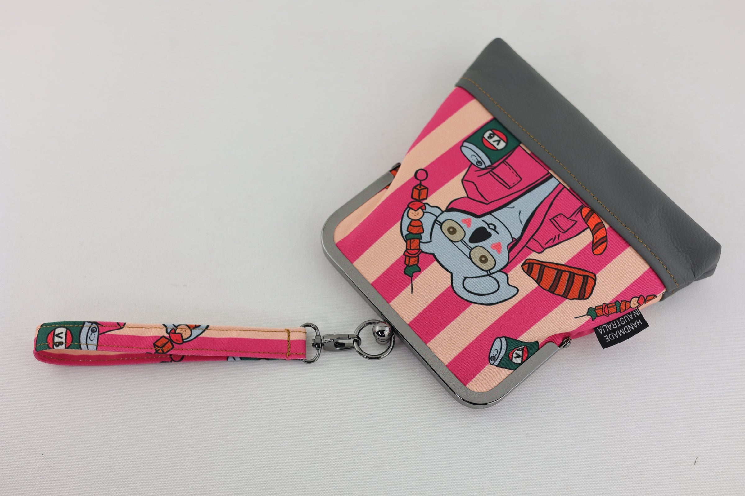 Koala Barbe Wristlet | PINK OASIS