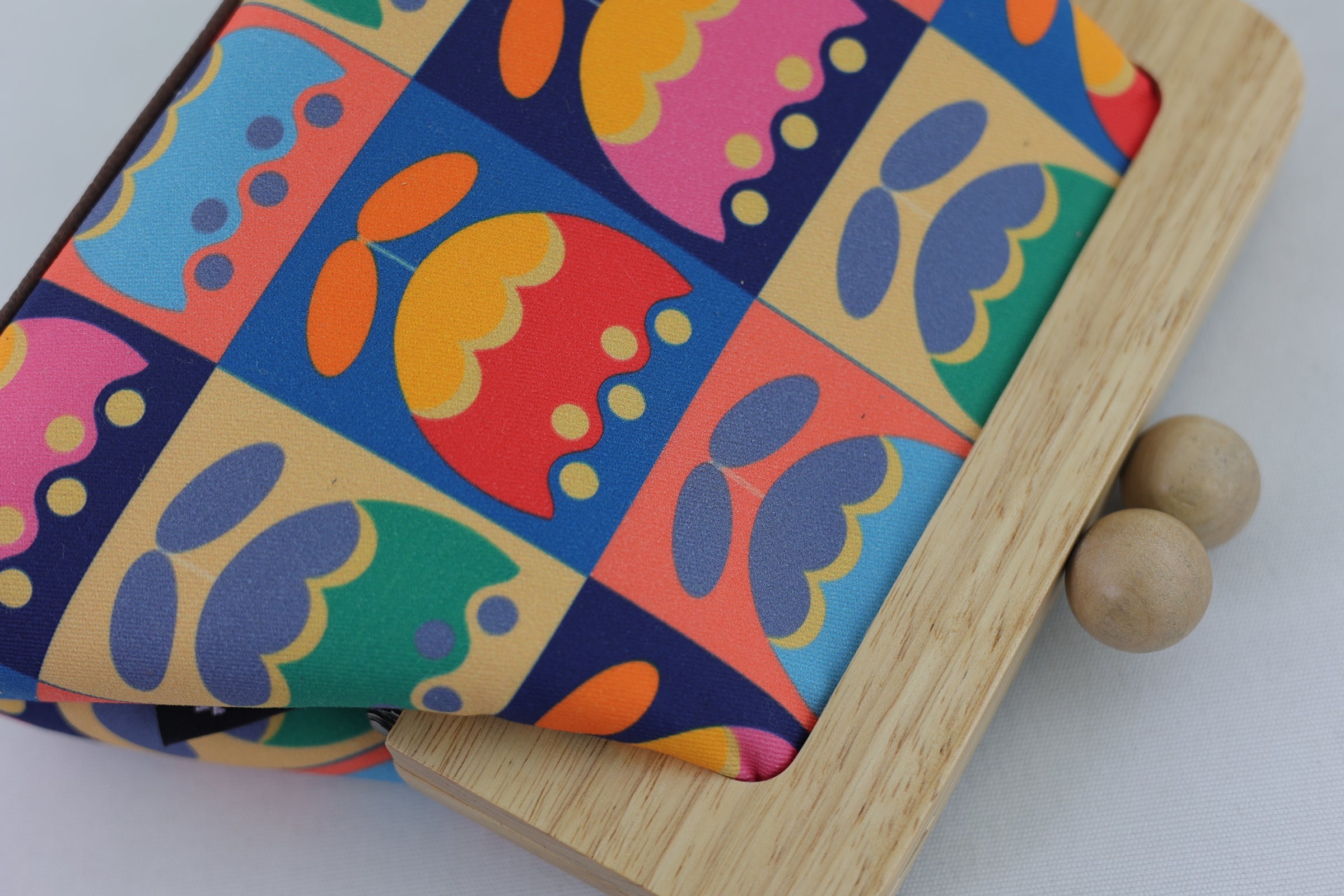 Multi-coloured Tulip Flowers Clutch