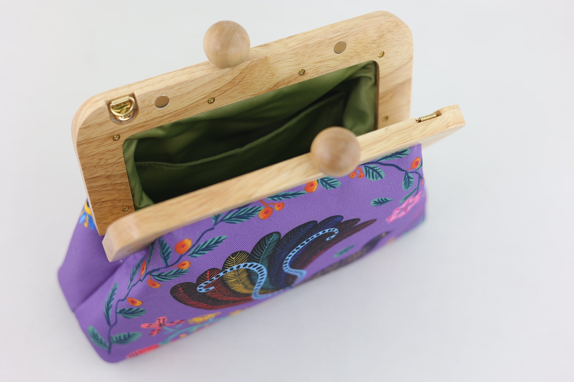 Lyre Bird Clutch | PINK OASIS