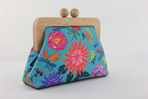 Bright & Bold Flowers Clutch | PINK OASIS