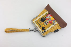 Queen Freddie Wristlet | PINK OASIS