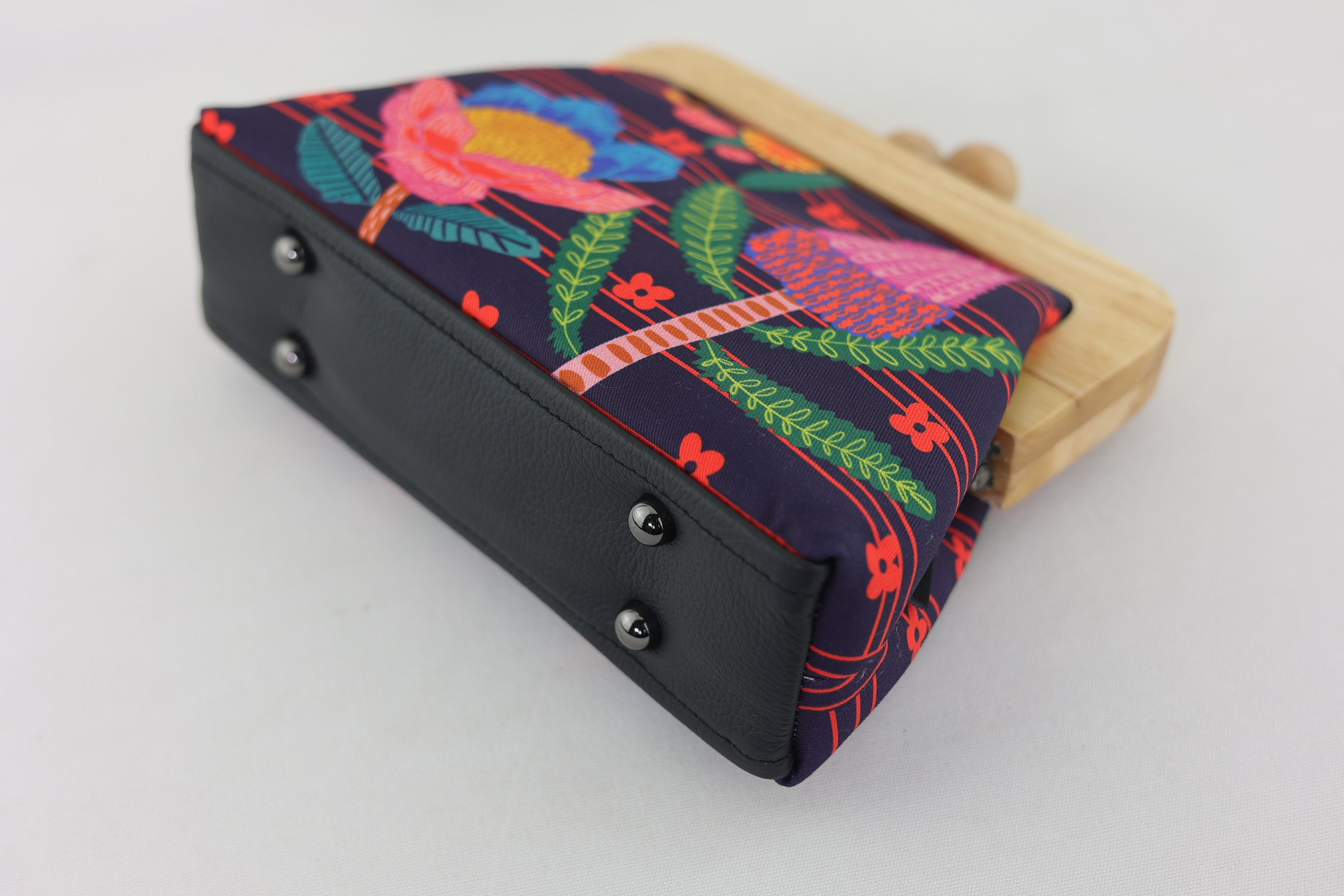 Australian Native Flowers Clutch | PINK OASIS