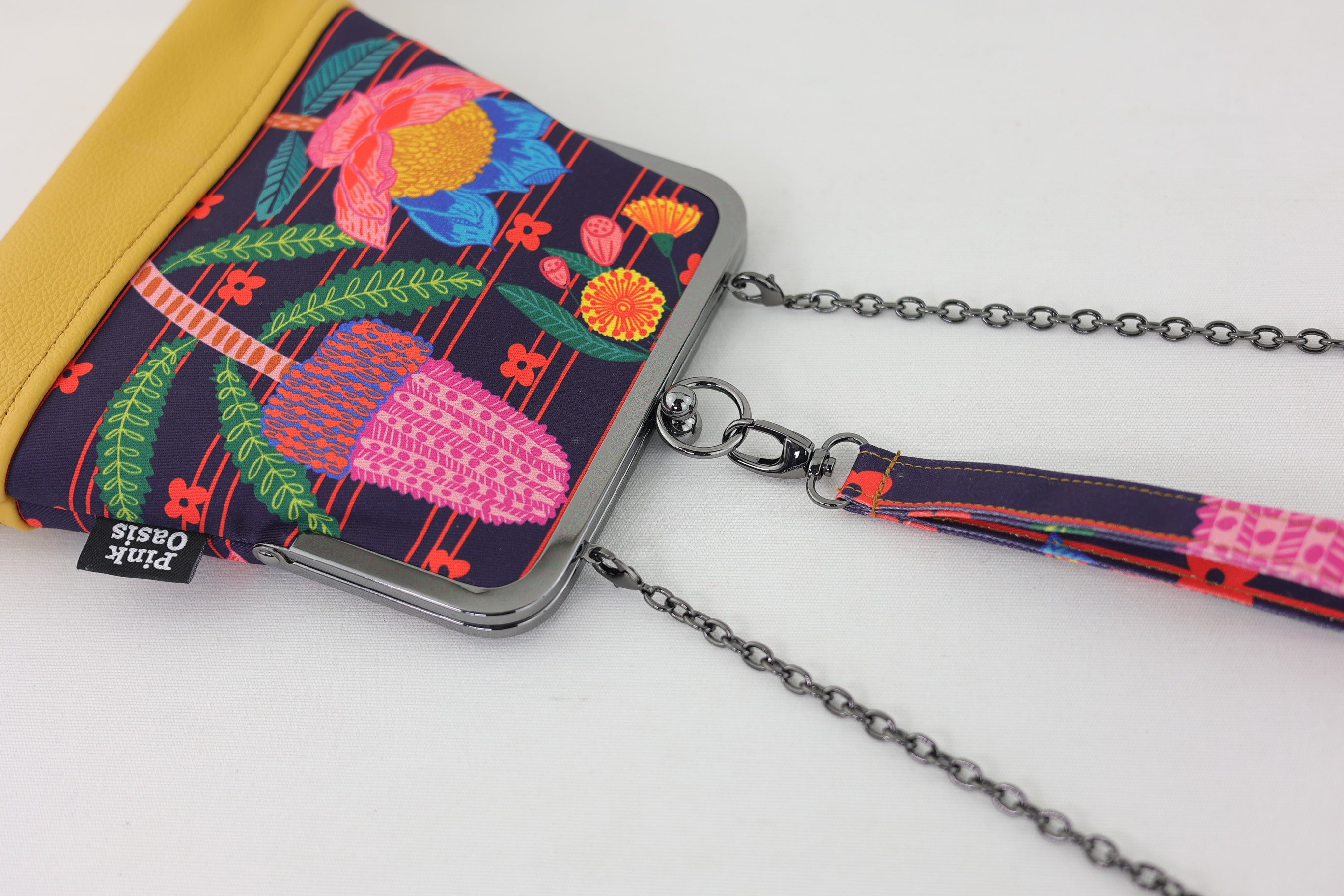 Australian Native Flowers (Mustard Bottom) Wristlet | PINK OASIS