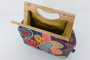 Doodle Flora Medium Size Wood Frame Bag | PINK OASIS
