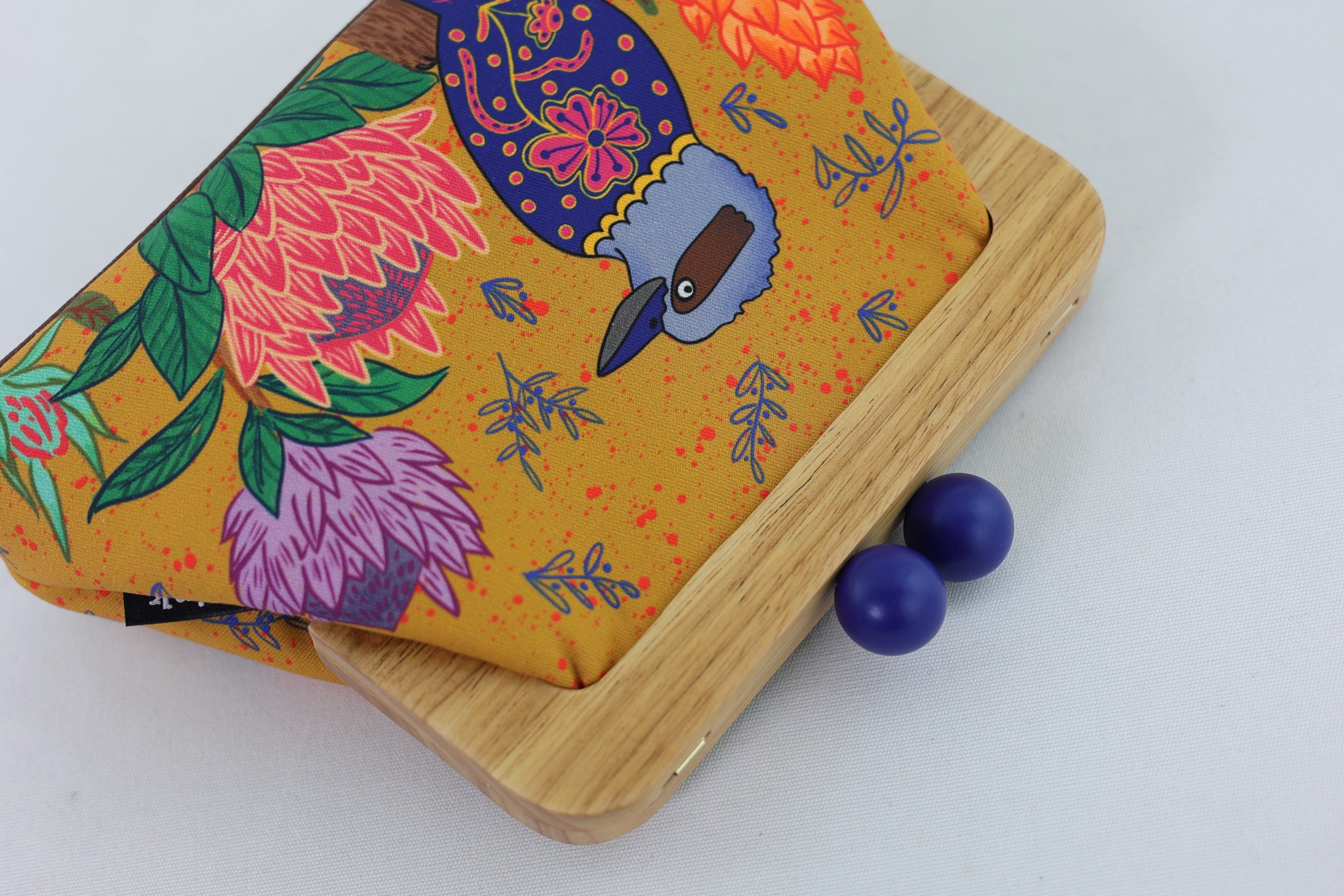 Kookaburra and Proteas Flower Clutch | PINK OASIS