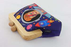 David's Space Clutch