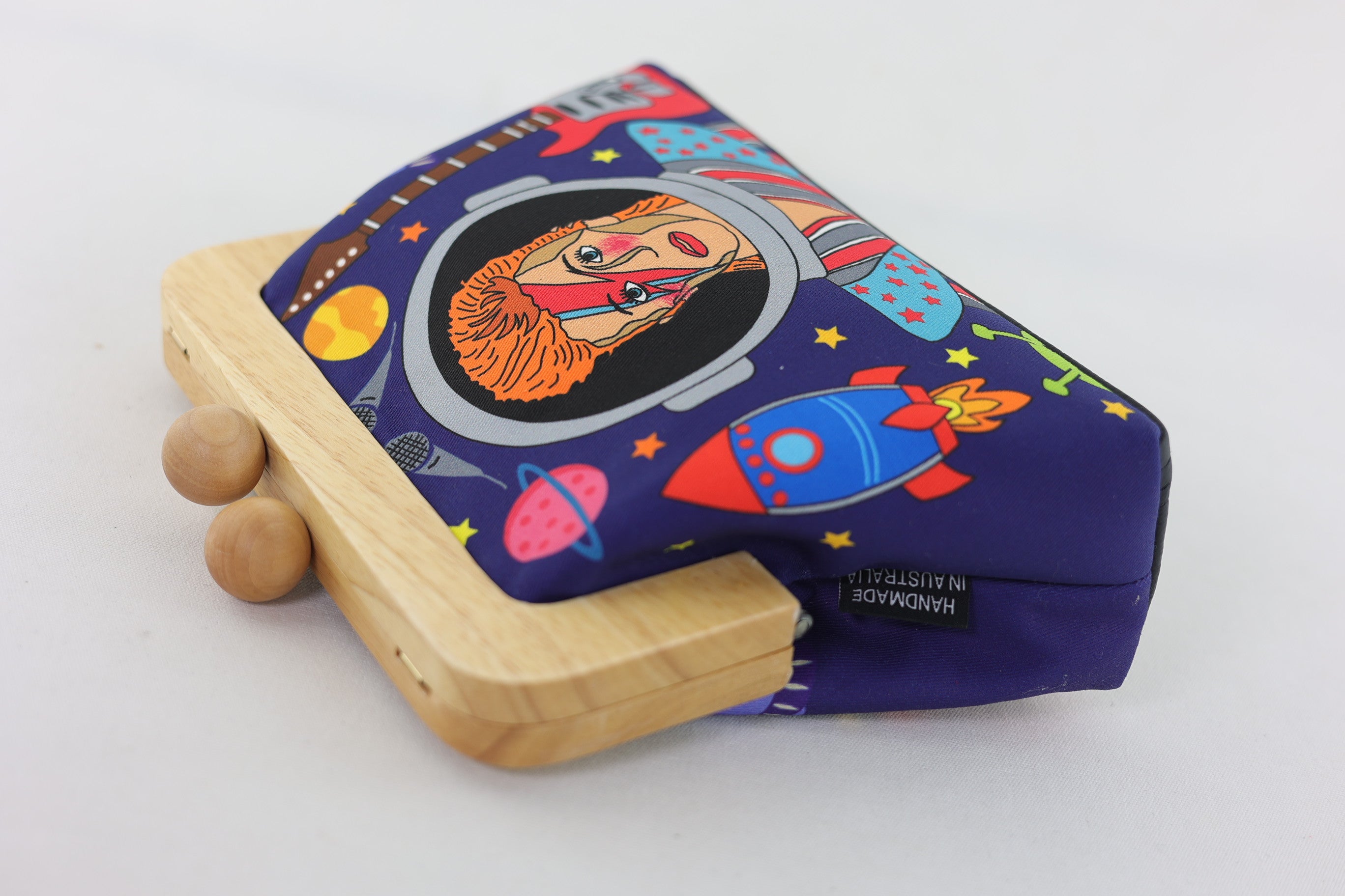 David's Space Clutch