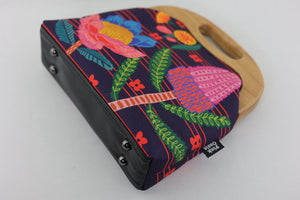 Australian Native Flowers Large Wood Frame Bag | PINK OASIS