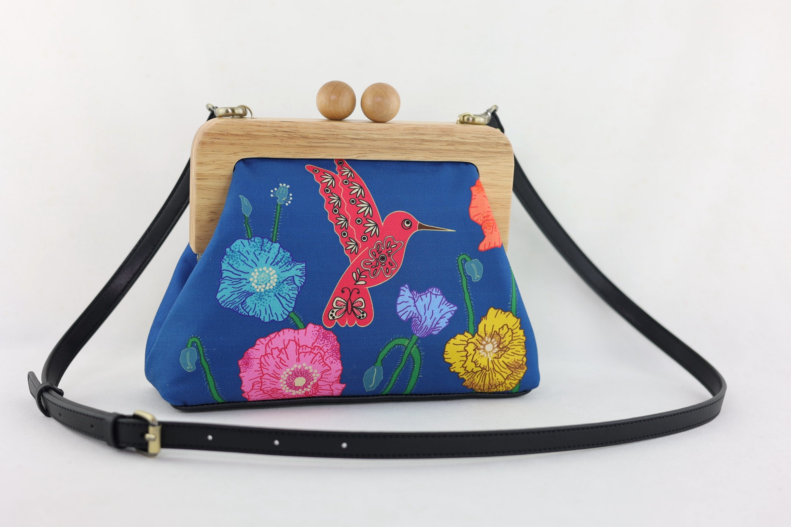 Poppies & Hummingbird Clutch | PINK OASIS