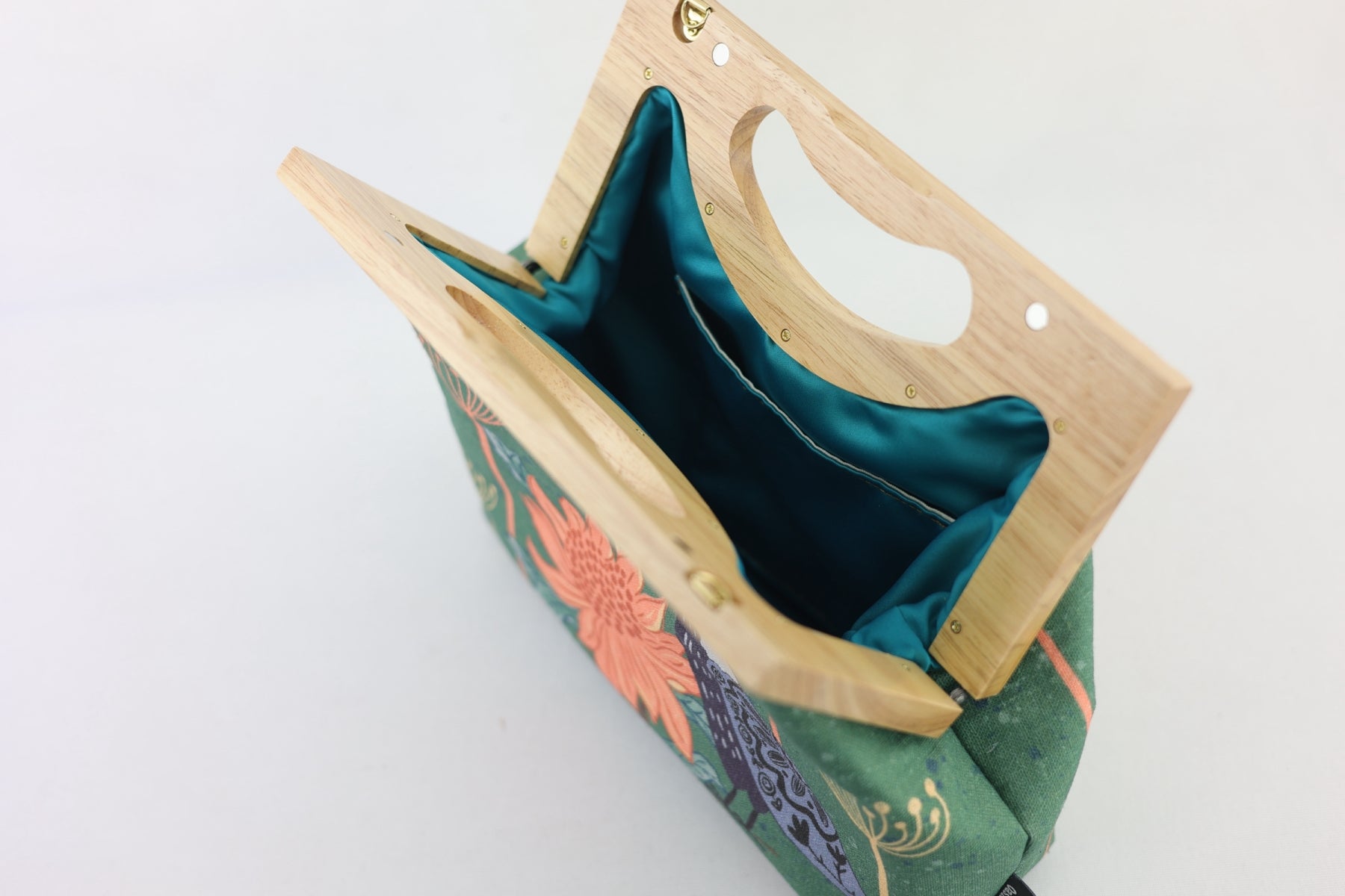 Magpie & Waratah Floral Medium Size Wood Frame Bag | PINK OASIS