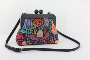 Banksia Garden Clutch | PINK OASIS