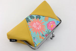 Bright & Bold Flowers Kisslock Clutch with Chain Strap | PINK OASIS