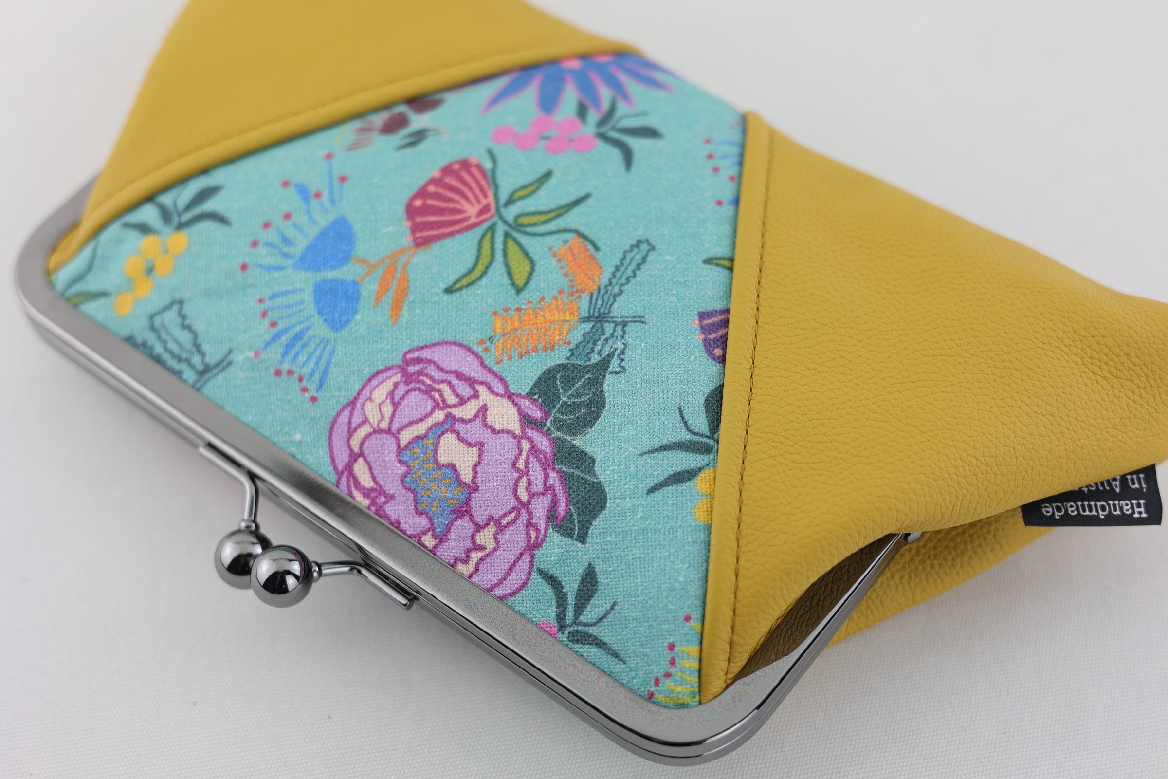 Bright & Bold Flowers Kisslock Clutch with Chain Strap | PINK OASIS