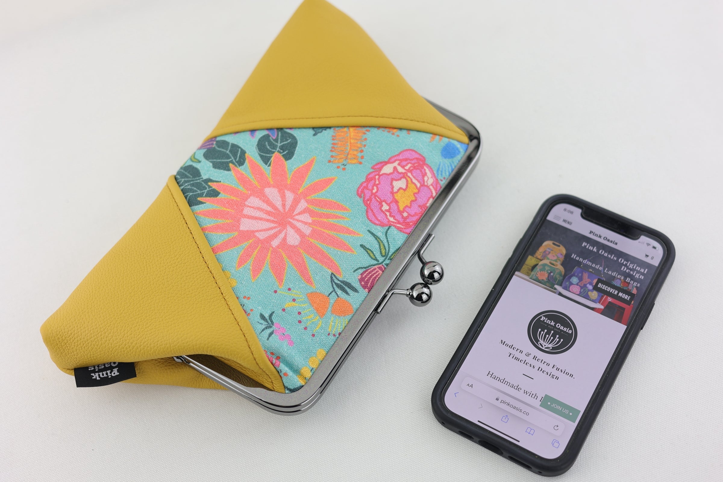 Bright & Bold Flowers Kisslock Clutch with Chain Strap | PINK OASIS