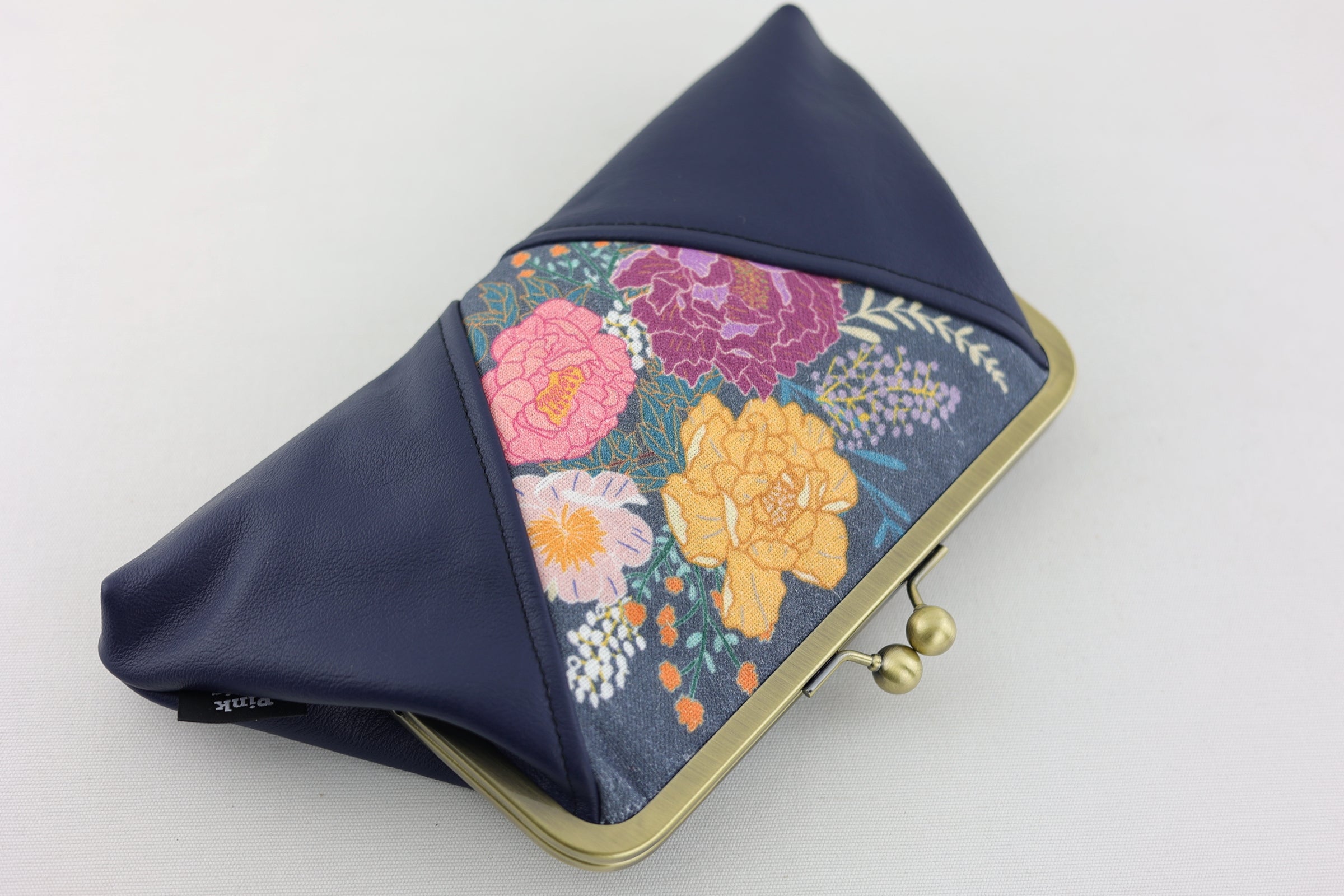 Peonies Garden Kisslock Clutch with Chain Strap | PINK OASIS
