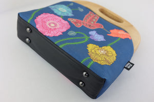 Poppies and Hummingbird Large Wood Frame Bag | PINK OASIS