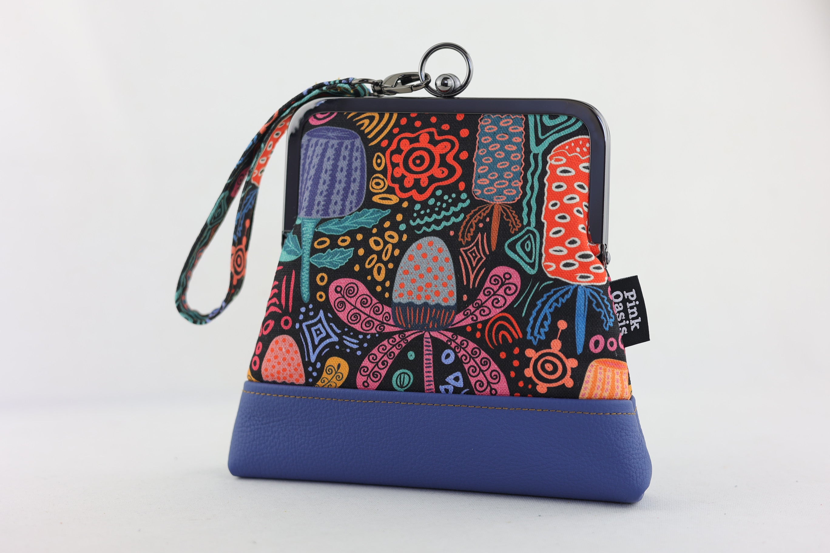 Banksia Garden Blue Bottom Wristlet | PINK OASIS