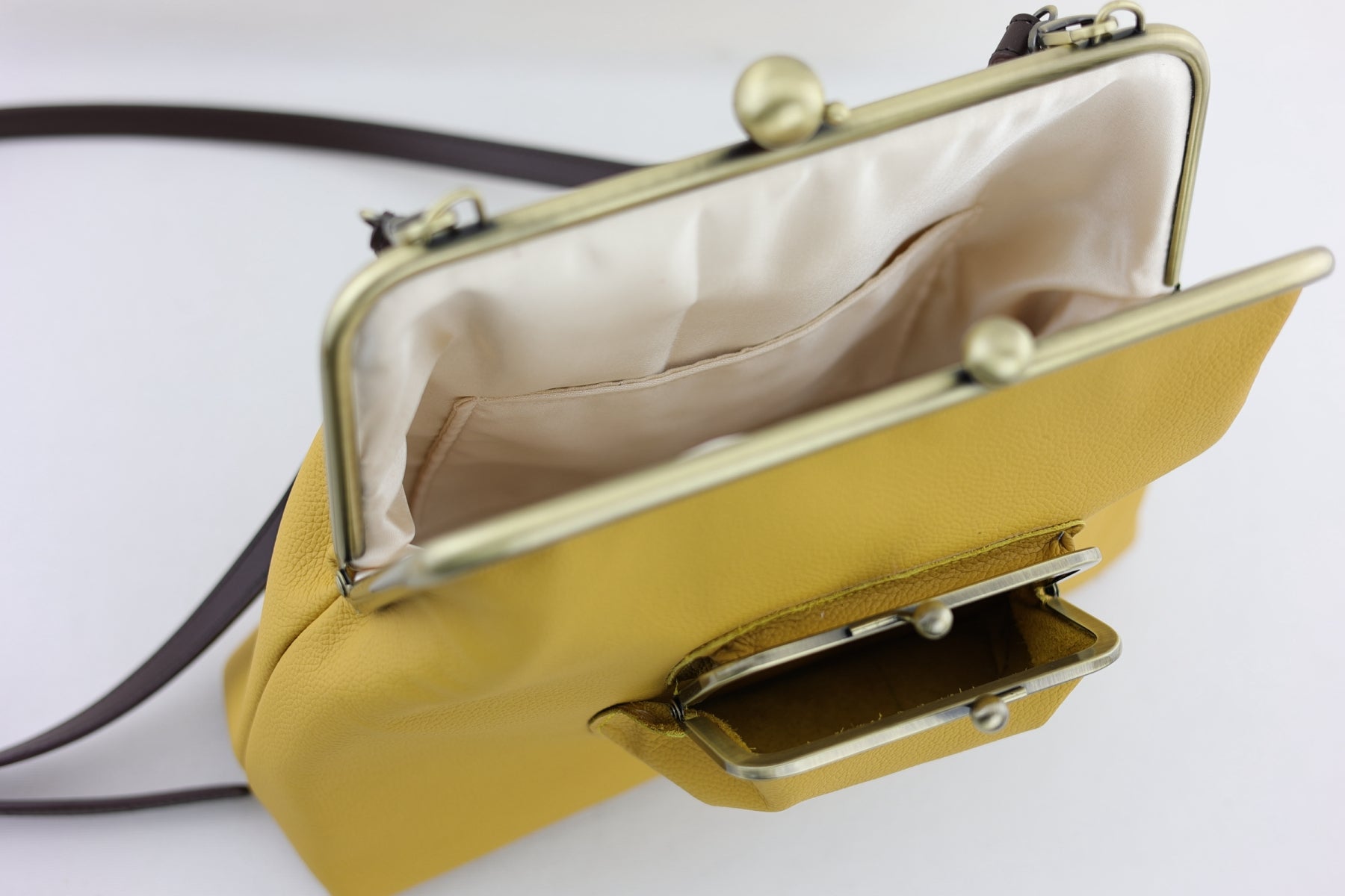 Handmade Mustard Leather Crossbody Bag | PINK OASIS