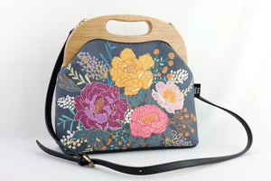 Peonies Garden Flowers Women's Clutch Bag | PINK OASIS