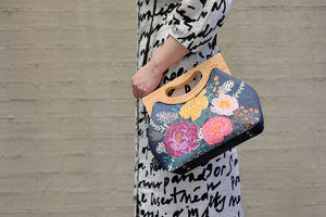 Peonies Garden Medium Size Wood Frame Bag | PINK OASIS