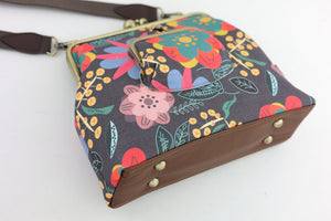 Backyard Garden Handbag and Crossbody 2 Way Bag | PINK OASIS