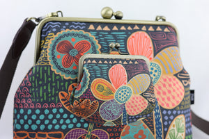 Doodle Flora Handbag and Crossbody 2 Way Bag | PINK OASIS
