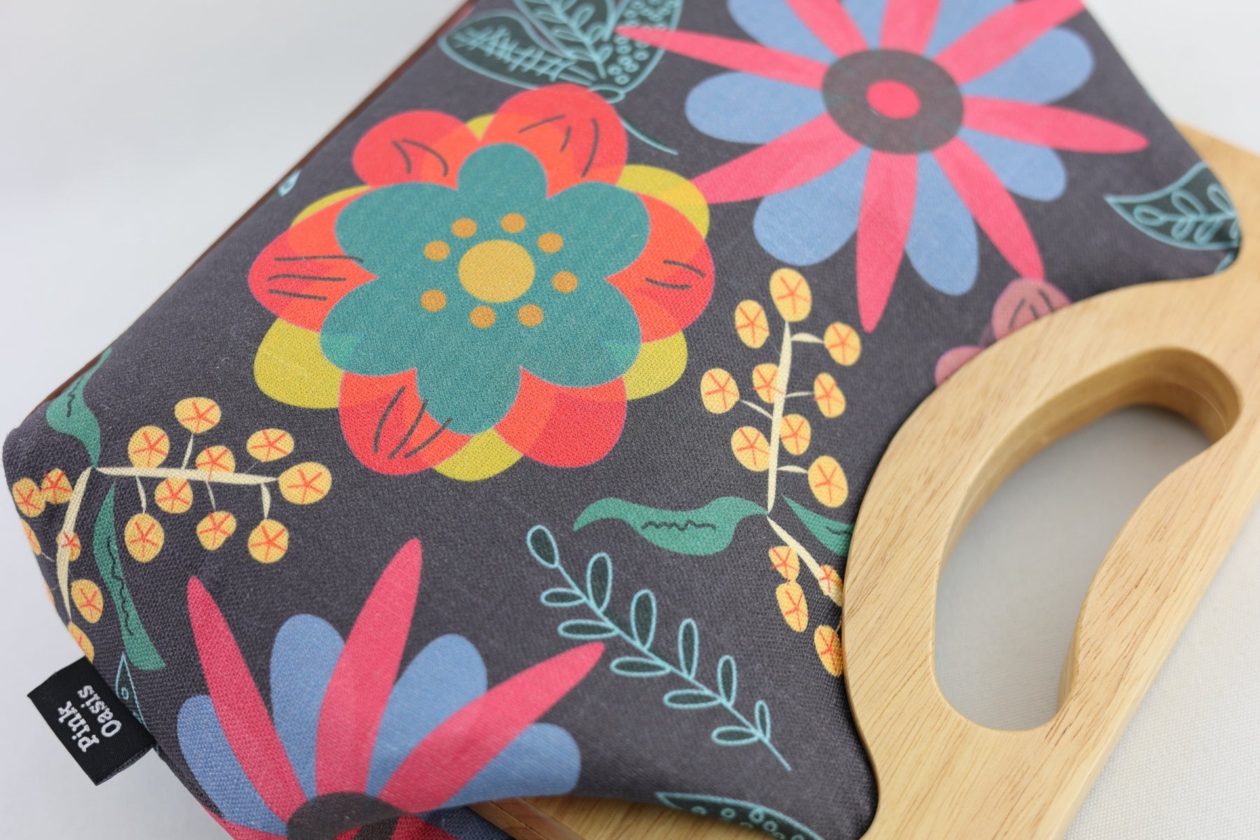 Backyard Garden Floral Medium Size Wood Frame Bag | PINK OASIS