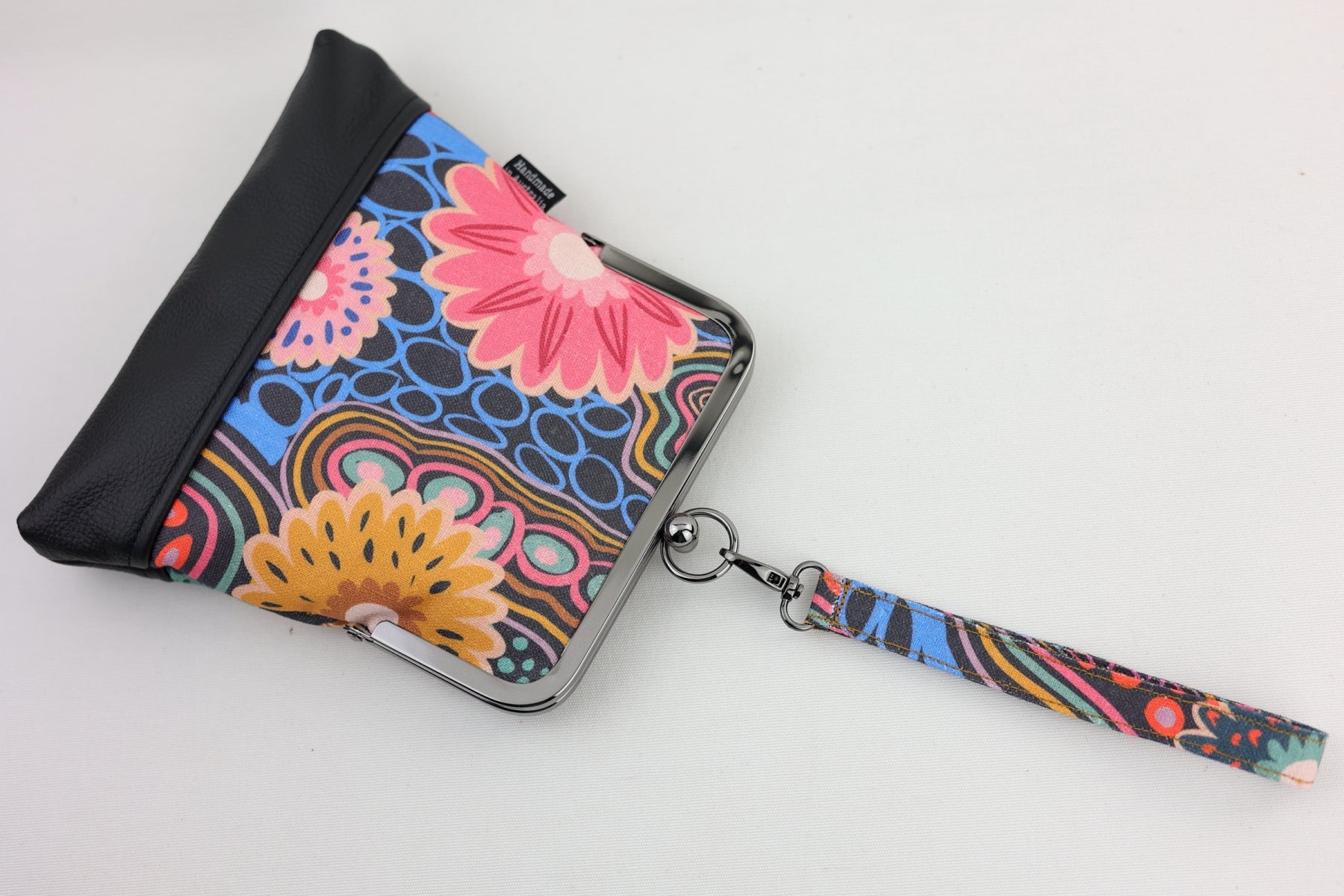 Gerberas Floral Wristlet | PINK OASIS