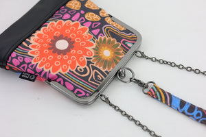 Gerberas Floral Wristlet | PINK OASIS