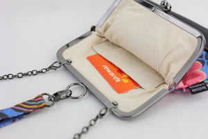 Gerberas Floral Wristlet | PINK OASIS
