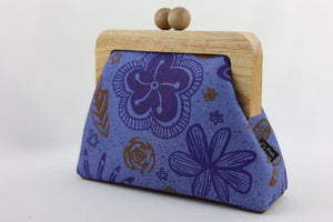 Camellia & Rose Clutch | PINK OASIS