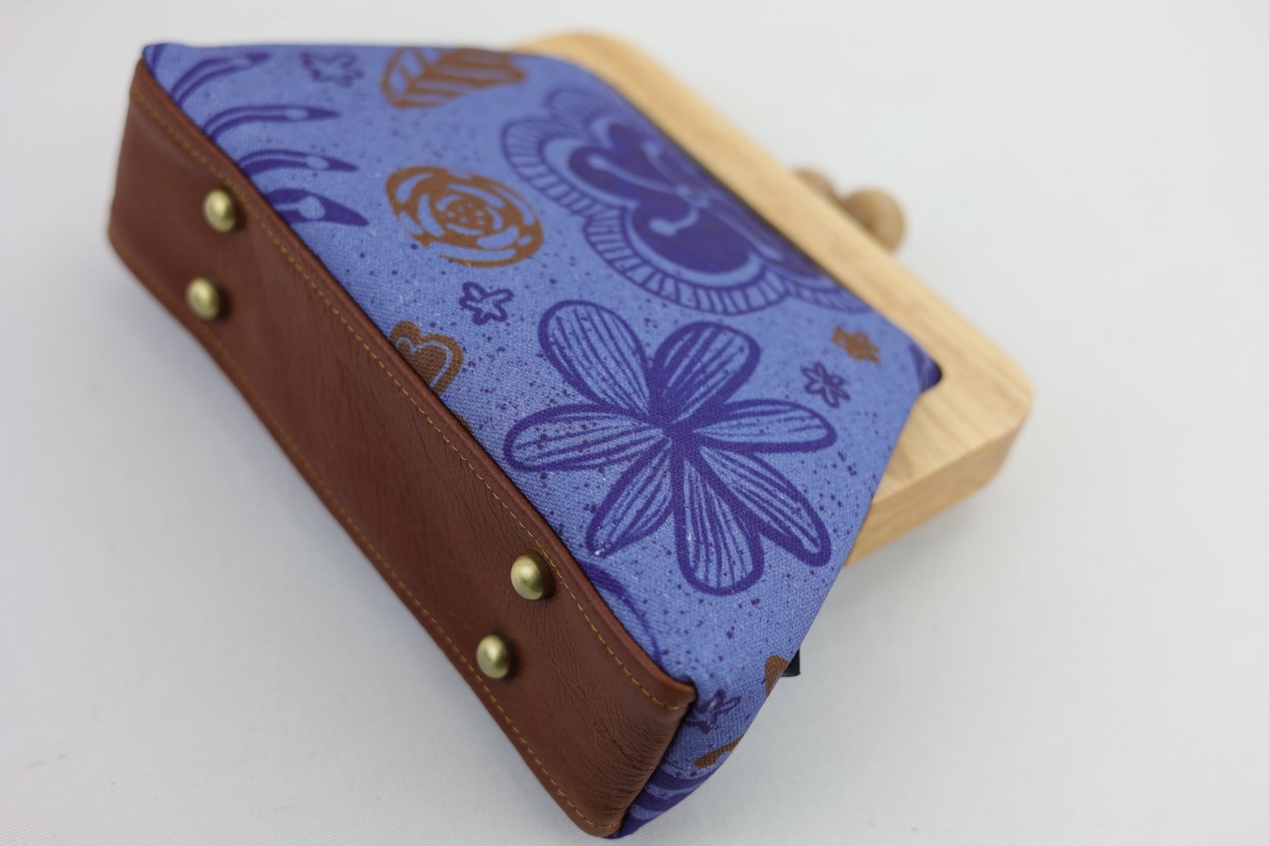 Camellia & Rose Clutch | PINK OASIS