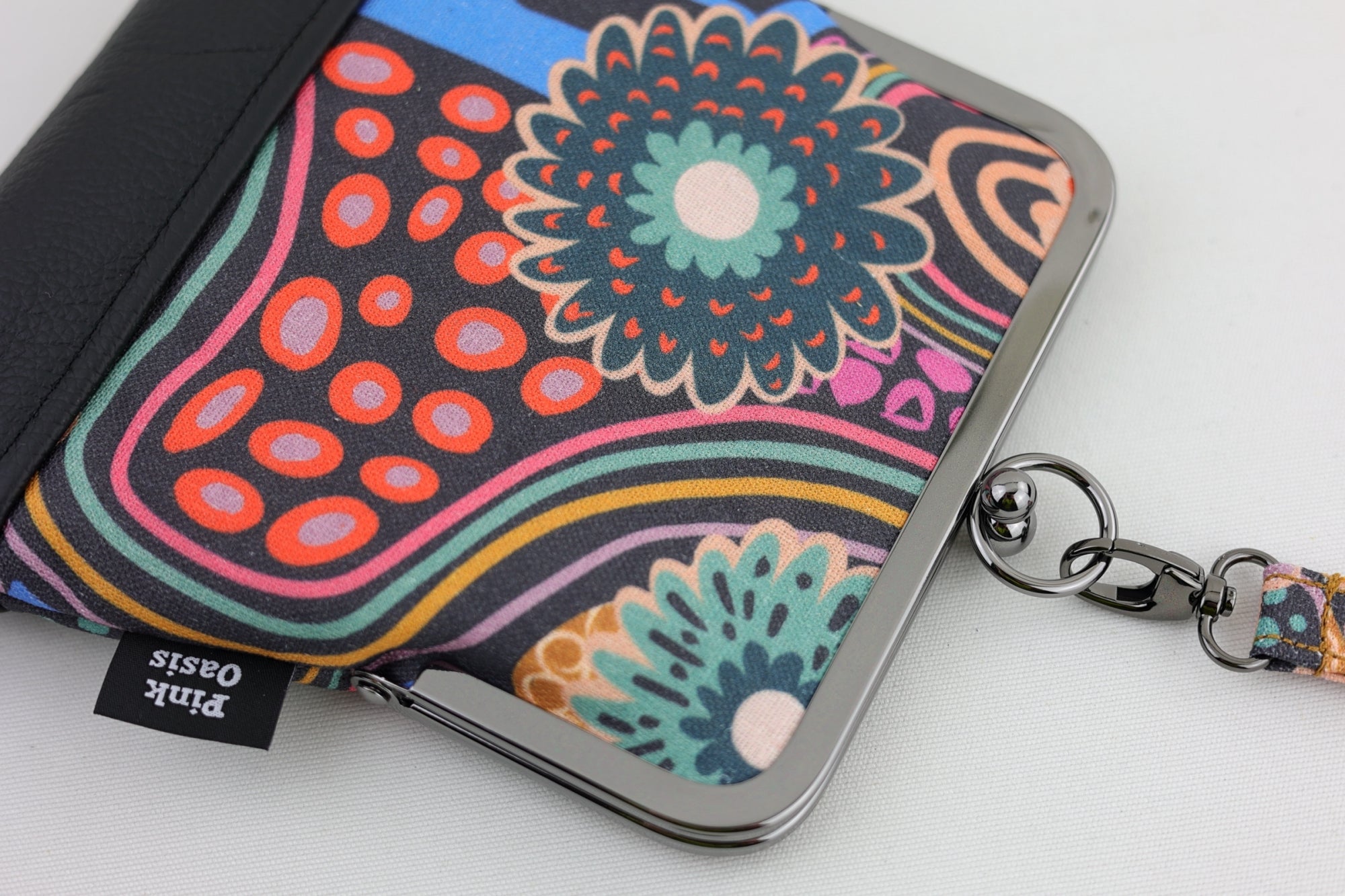 Gerberas Floral Wristlet | PINK OASIS