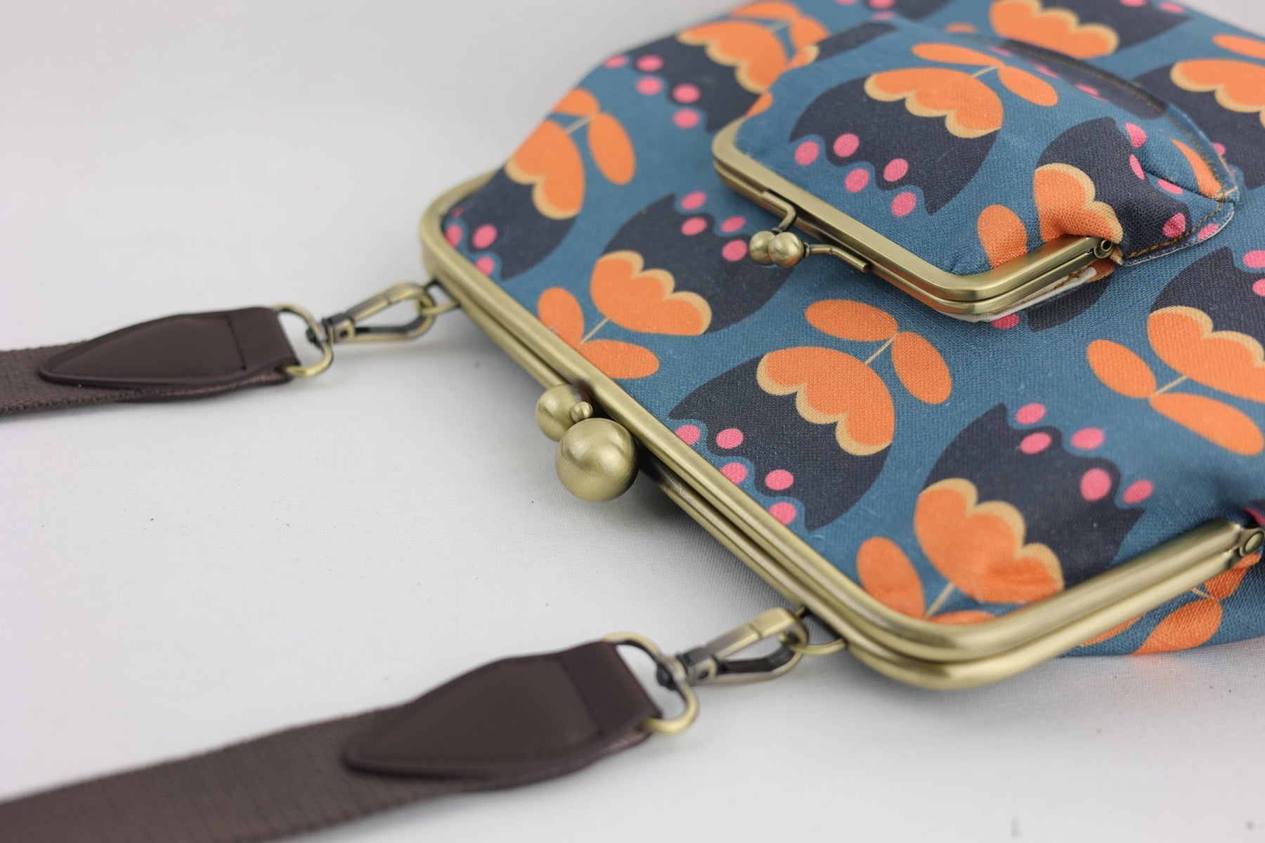 Tulip Flowers Handbag and Crossbody 2 Way Bag | PINK OASIS