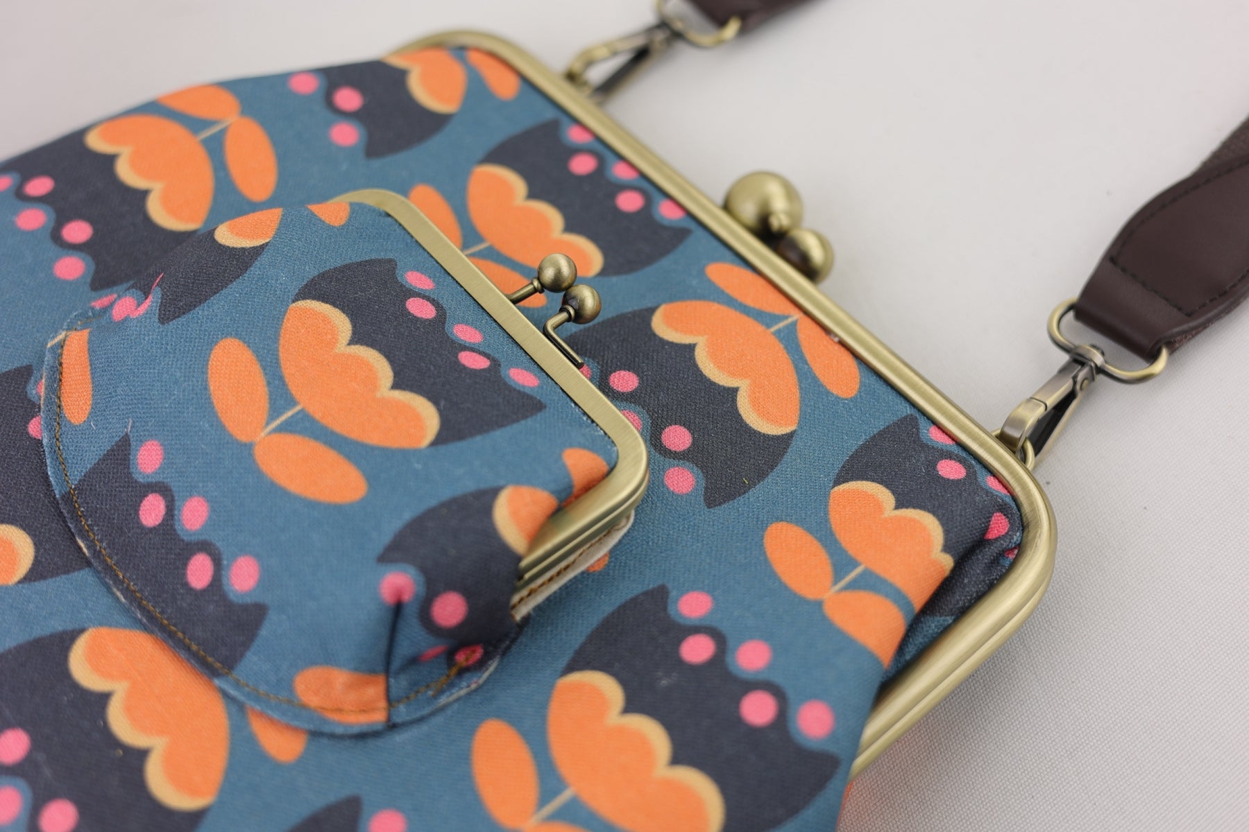 Tulip Flowers Handbag and Crossbody 2 Way Bag | PINK OASIS