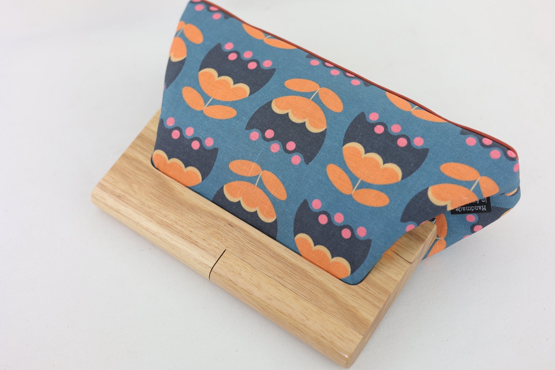 Tulip Flowers Wood Frame Bag | PINK OASIS