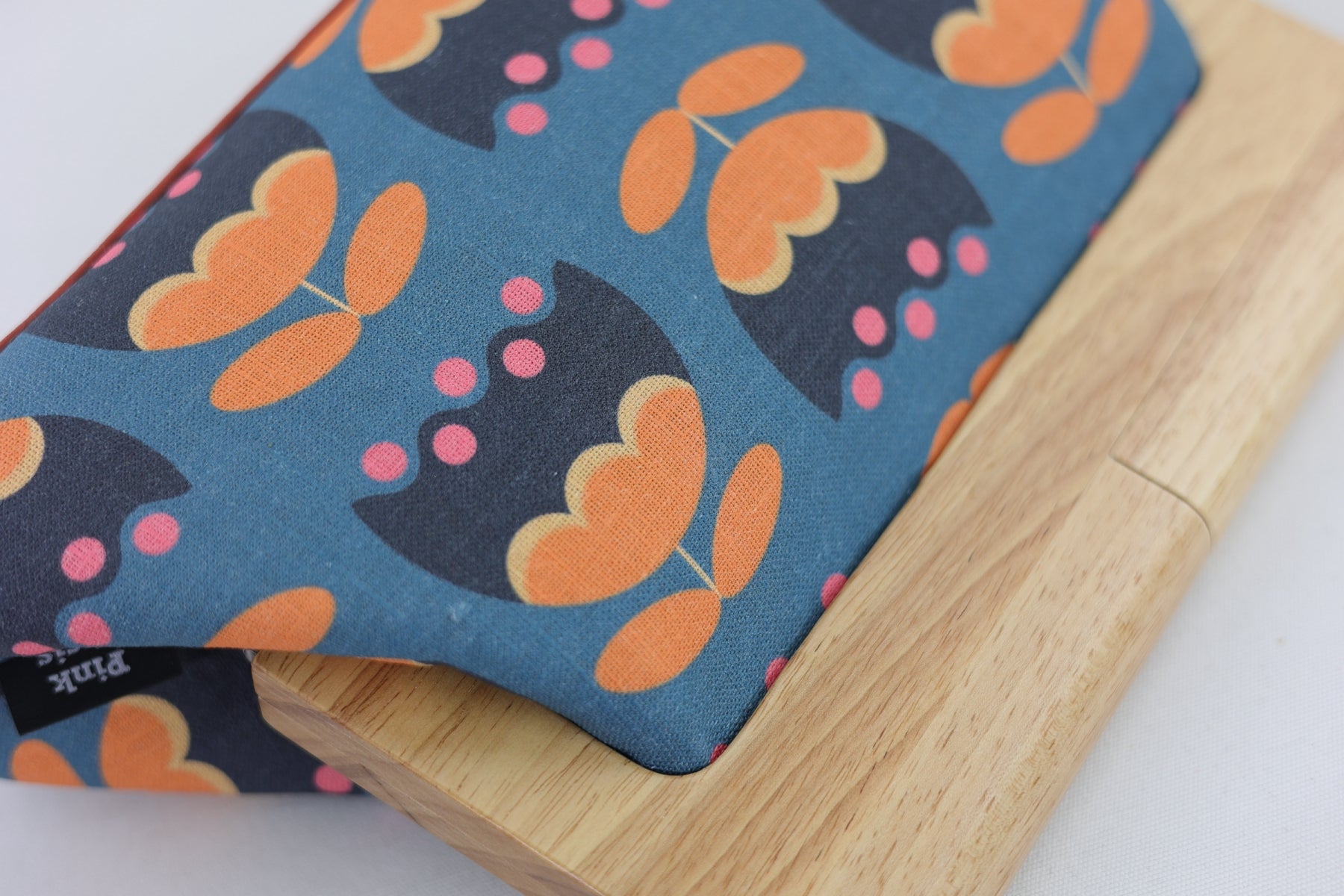 Tulip Flowers Wood Frame Bag | PINK OASIS