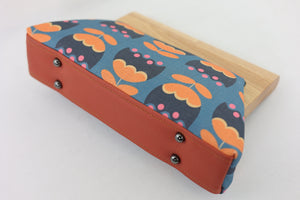 Tulip Flowers Wood Frame Bag | PINK OASIS