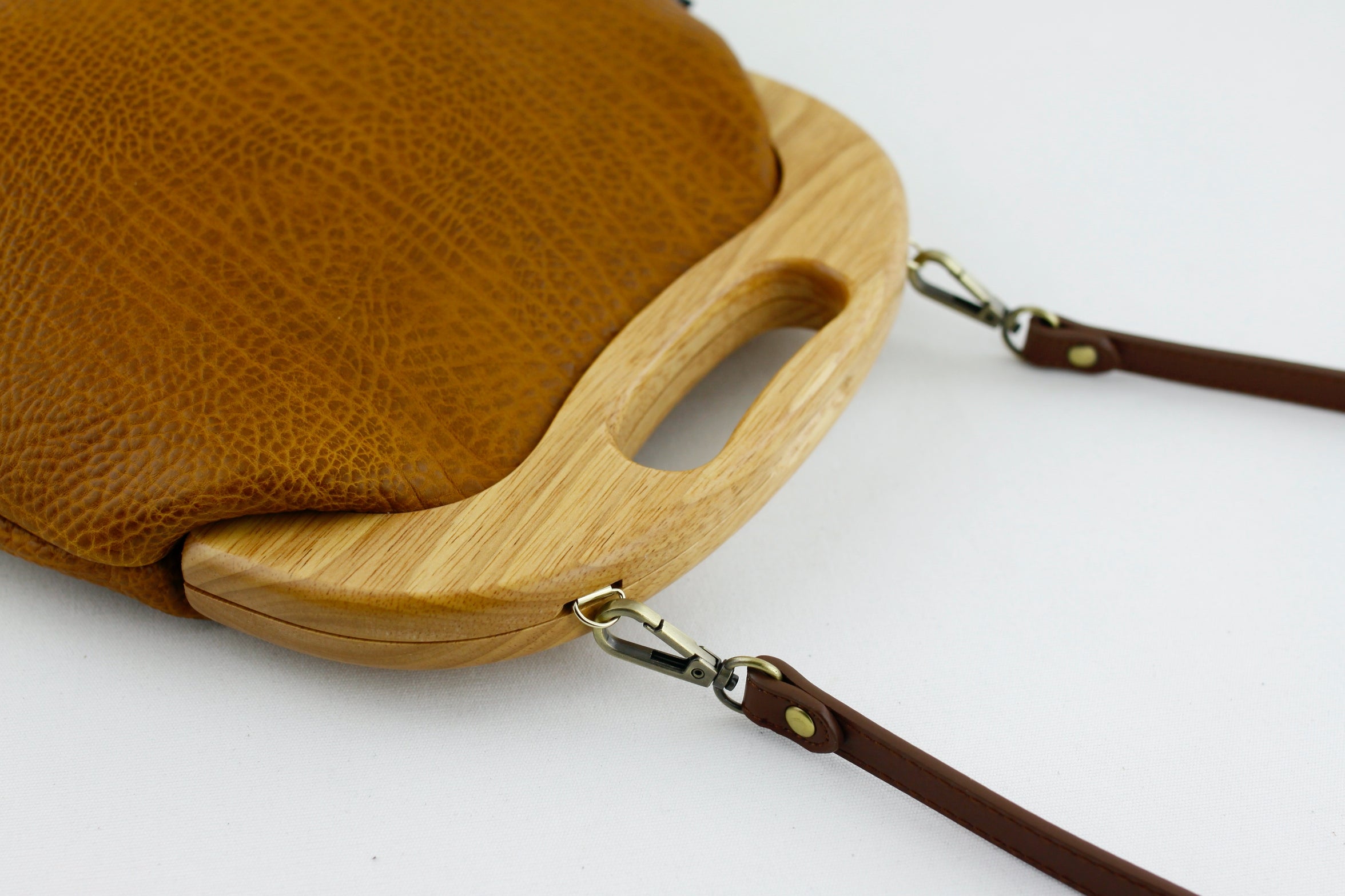 Women's Luxury Pebbled Tan Leather Bag | PINKOASIS