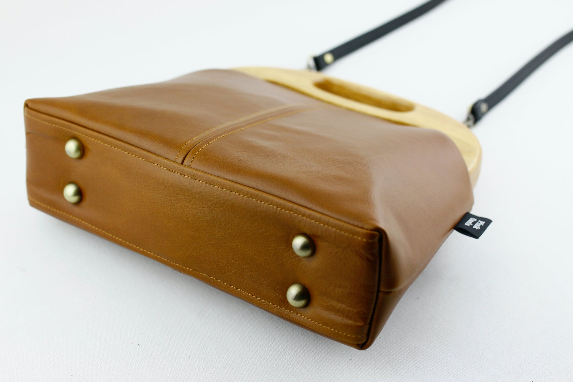 Women's Luxury Chestnut Leather Bag | PINKOASIS