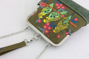 Budgies Wristlet | PINK OASIS