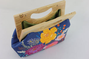 Peonies Garden Medium Size Wood Frame Bag | PINK OASIS