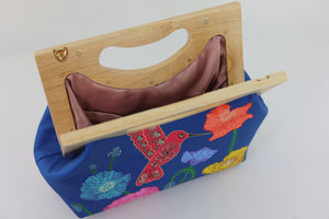 Poppies & Hummingbird Medium Size Wood Frame Bag | PINK OASIS